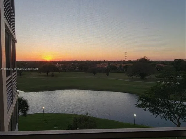 3507 Oaks Way # 505, Pompano Beach FL 33069