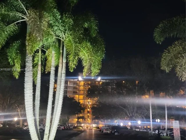 3507 Oaks Way # 505, Pompano Beach FL 33069
