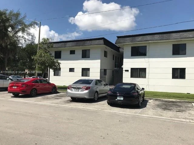 17150 NE 23rd Ave # 3, North Miami Beach FL 33160
