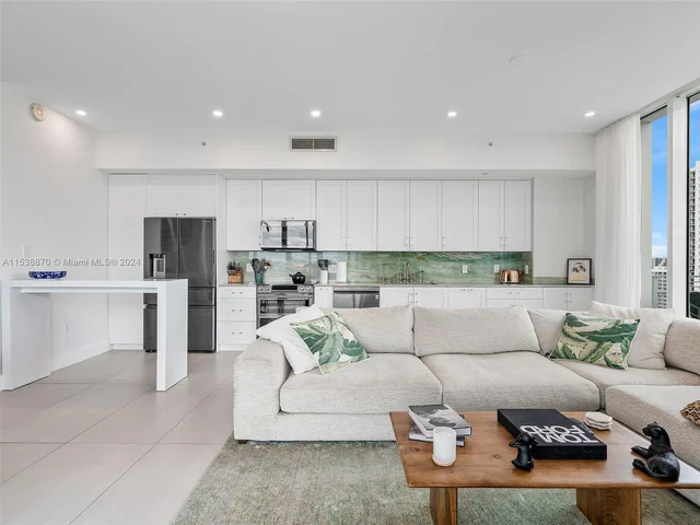 350 NE 24th St, Miami FL 33137