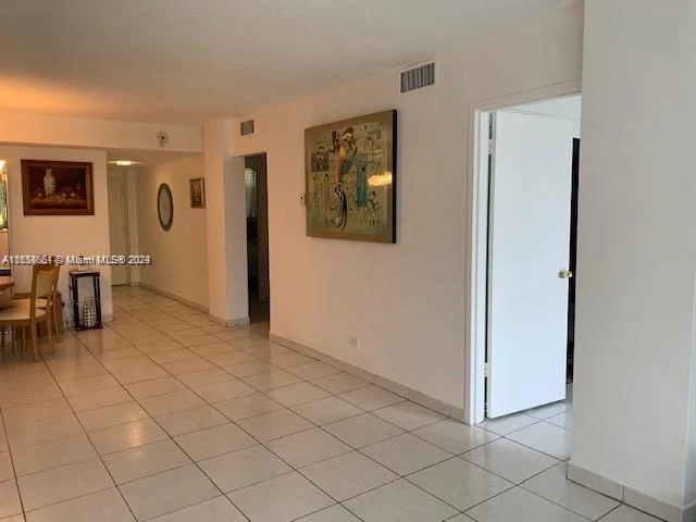 3660 NE 166th St # 203, North Miami Beach FL 33160
