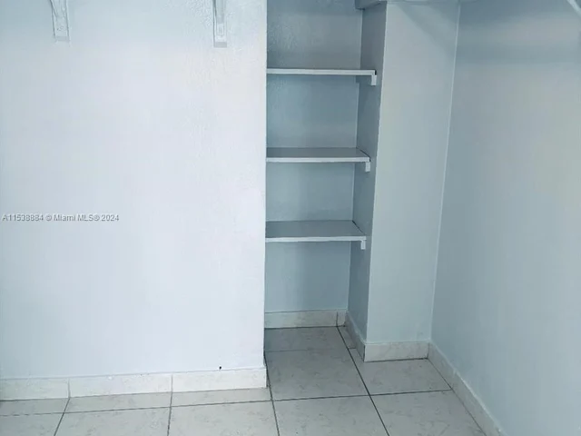 3660 NE 166th St # 203, North Miami Beach FL 33160