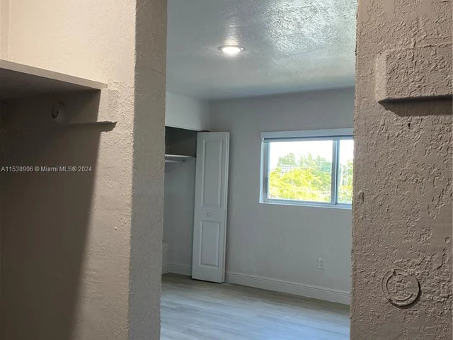 12501 NE 13th Ave # 405, North Miami FL 33161