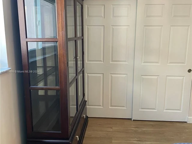 1086 SE 5th Ct, Dania Beach FL 33004