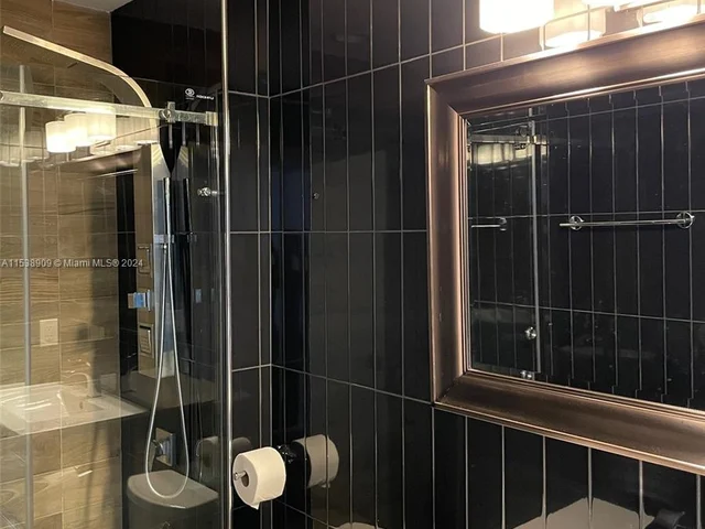 1086 SE 5th Ct, Dania Beach FL 33004