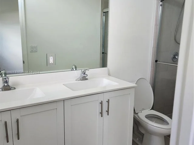 1471 SE 26th Rd, Homestead FL 33035