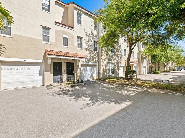 5980 W Sample Rd # 205, Coral Springs FL 33067