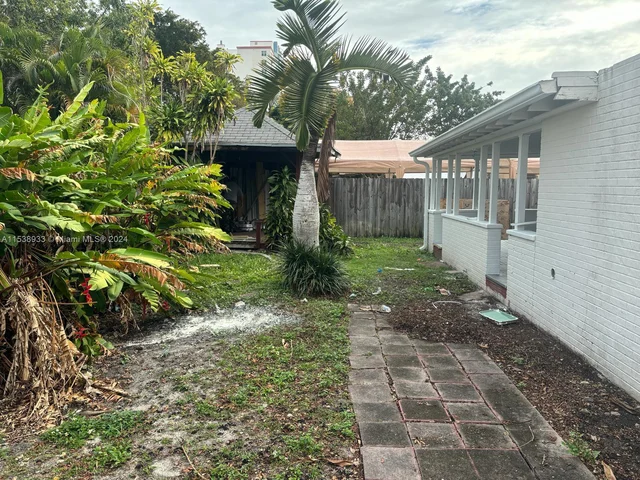 3141 SW 22nd Ter, Miami FL 33145