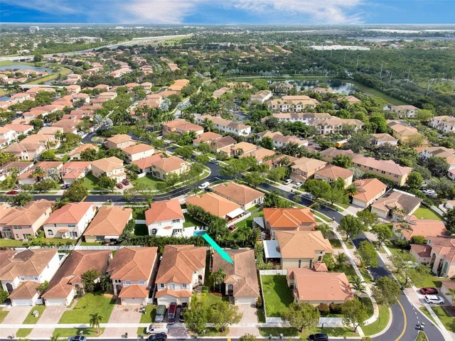 4123 NE 22nd St, Homestead FL 33033