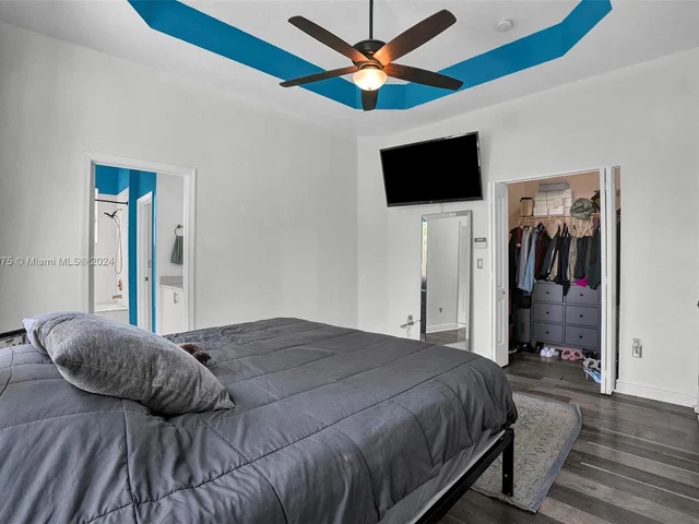 4123 NE 22nd St, Homestead FL 33033