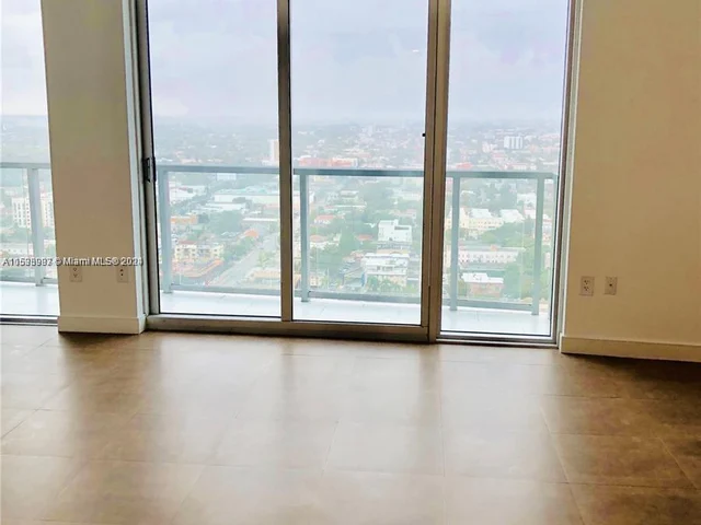 185 SW 7th St # 2900, Miami FL 33130