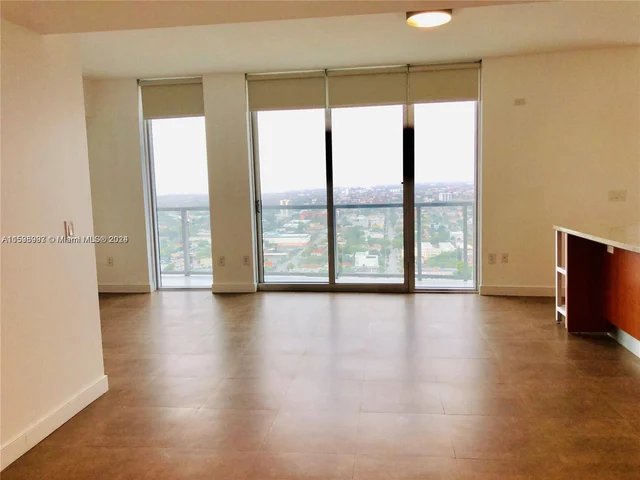 185 SW 7th St # 2900, Miami FL 33130