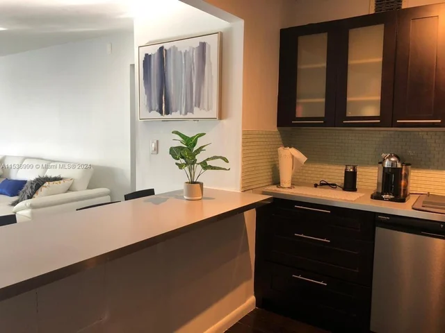 100 Bayview Dr # 227, Sunny Isles Beach FL 33160