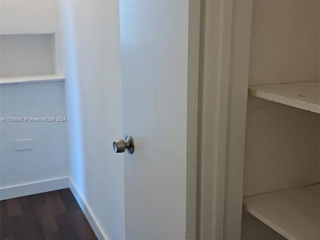 428 NE 82nd St # 4E, Miami FL 33138