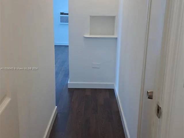 428 NE 82nd St # 4E, Miami FL 33138