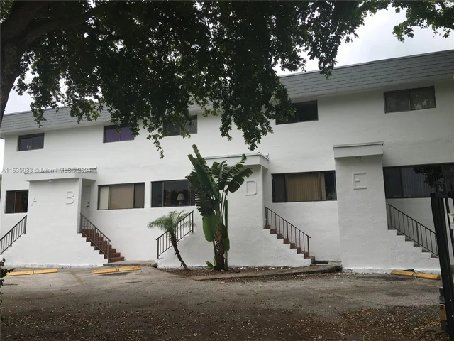 7721 Dunham Blvd # D, Miami FL 33138