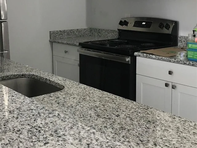 7721 Dunham Blvd # D, Miami FL 33138