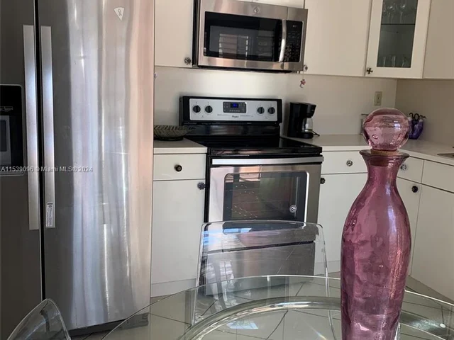 4700 SW 67th Ave # P10, Miami FL 33155