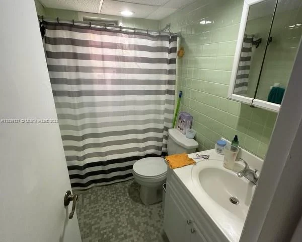 10907 N Kendall Dr # 422, Miami FL 33176