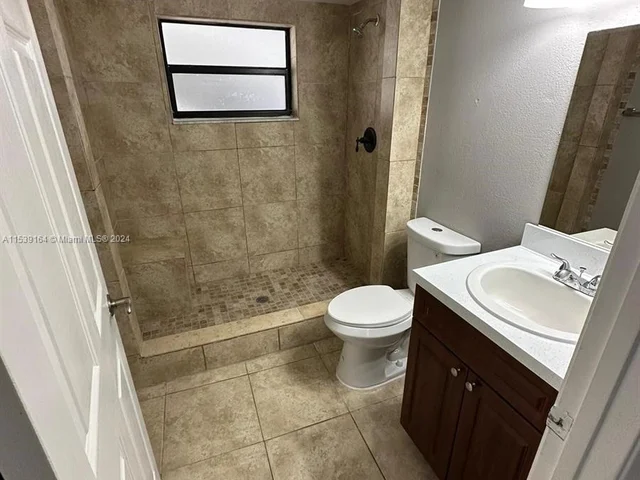 11152 W Sample Rd # 11152, Coral Springs FL 33065