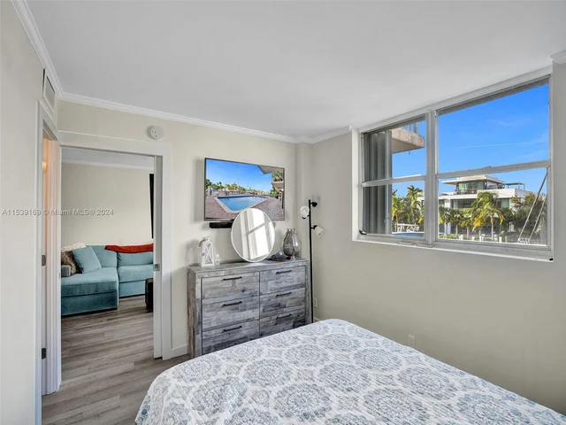 1777 SE 15th St # 217, Fort Lauderdale FL 33316