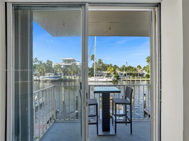 1777 SE 15th St # 217, Fort Lauderdale FL 33316