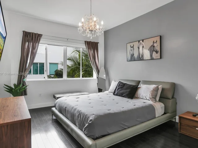 781 NE 4th Ave # 781, Fort Lauderdale FL 33304