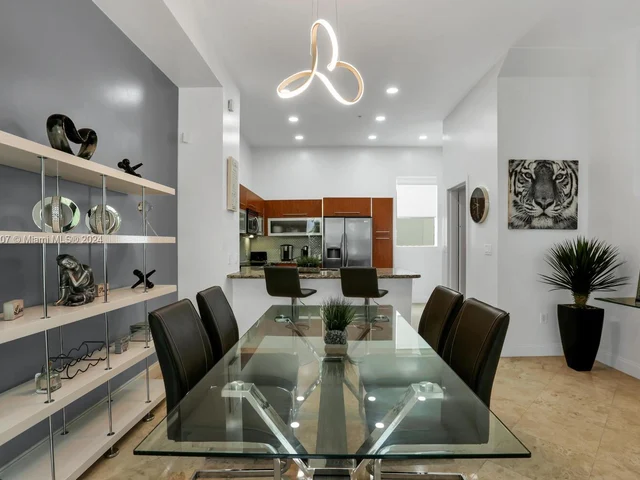 781 NE 4th Ave # 781, Fort Lauderdale FL 33304