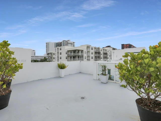 781 NE 4th Ave # 781, Fort Lauderdale FL 33304