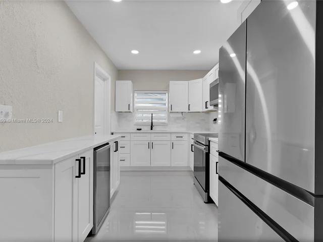 7304 Westwood Dr, Tamarac FL 33321