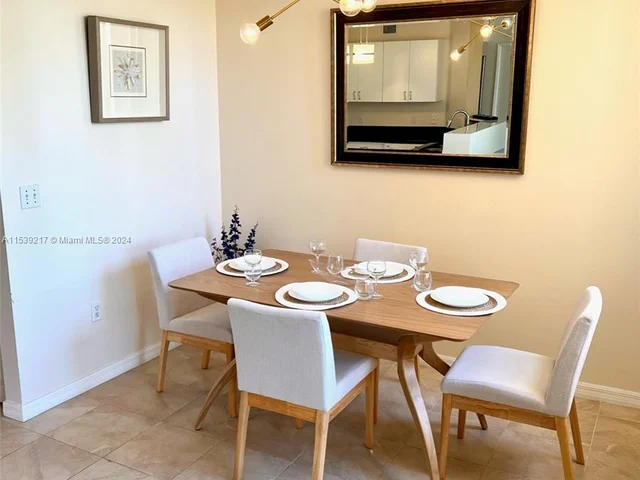 19999 E Country Club Dr # 1304, Aventura FL 33180