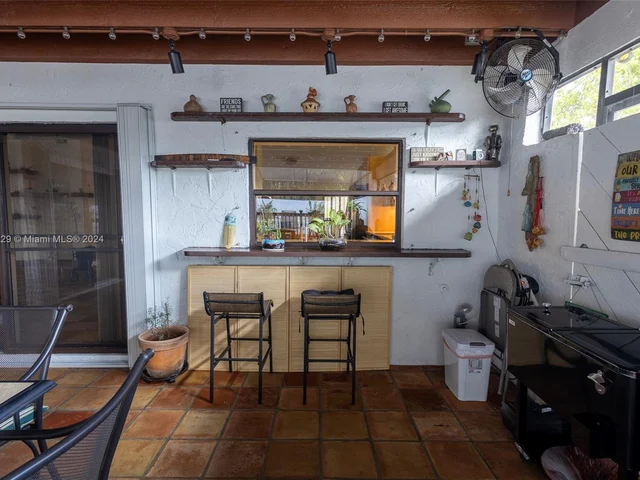 16818 Royal Poinciana Dr, Weston FL 33326