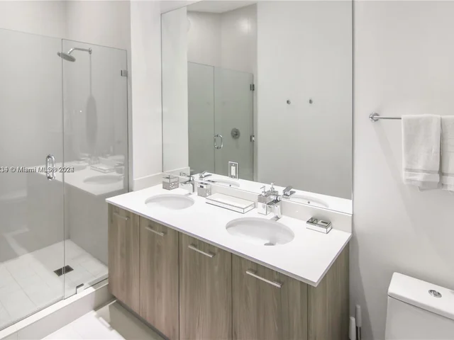 501 NE 31st St # 4006, Miami FL 33137