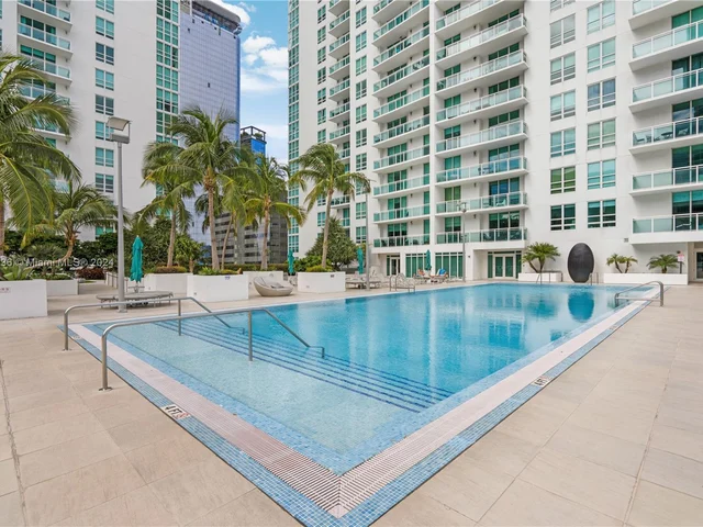 950 Brickell Bay Dr # 3008, Miami FL 33131