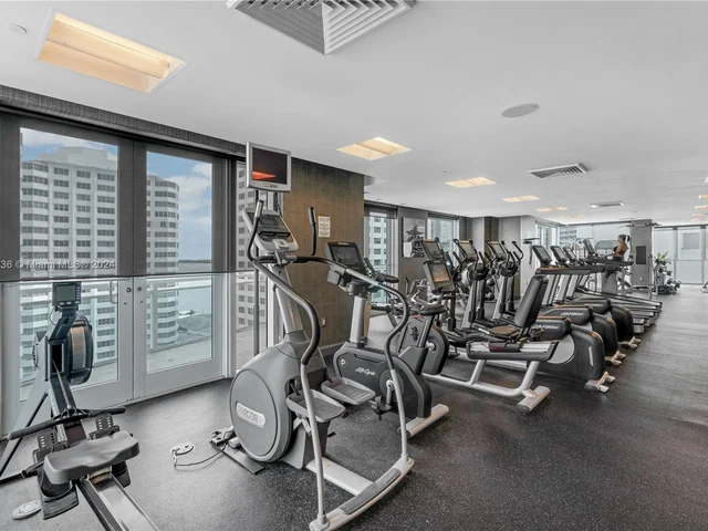 950 Brickell Bay Dr # 3008, Miami FL 33131