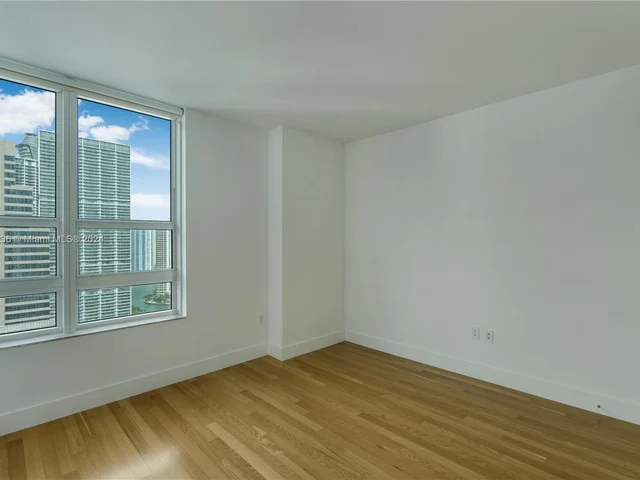 950 Brickell Bay Dr # 3008, Miami FL 33131
