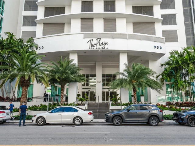 950 Brickell Bay Dr # 3008, Miami FL 33131