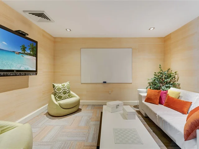 950 Brickell Bay Dr # 3008, Miami FL 33131