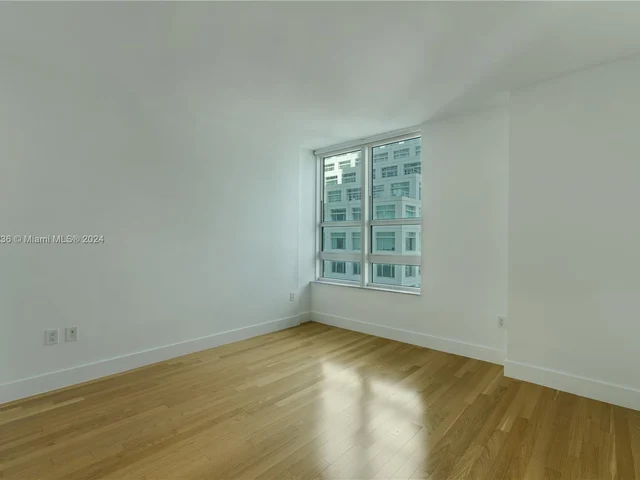 950 Brickell Bay Dr # 3008, Miami FL 33131