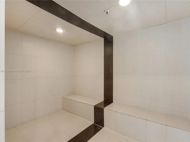 950 Brickell Bay Dr # 3008, Miami FL 33131