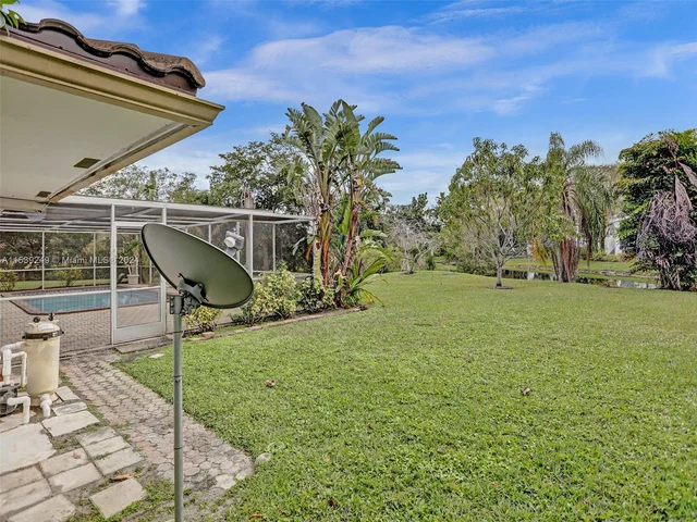 4100 NW 113th Ave, Coral Springs FL 33065