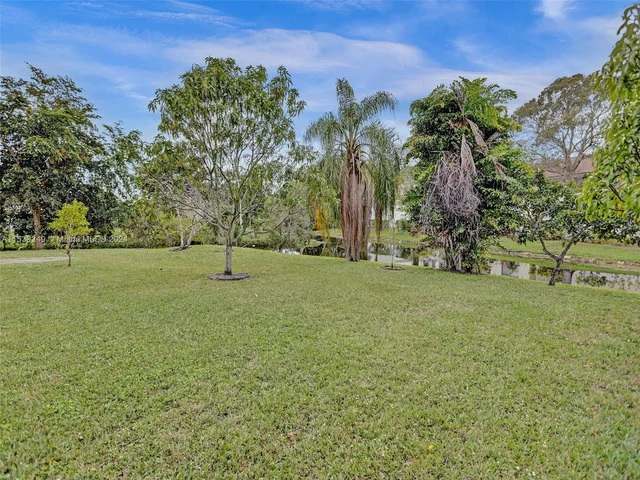 4100 NW 113th Ave, Coral Springs FL 33065