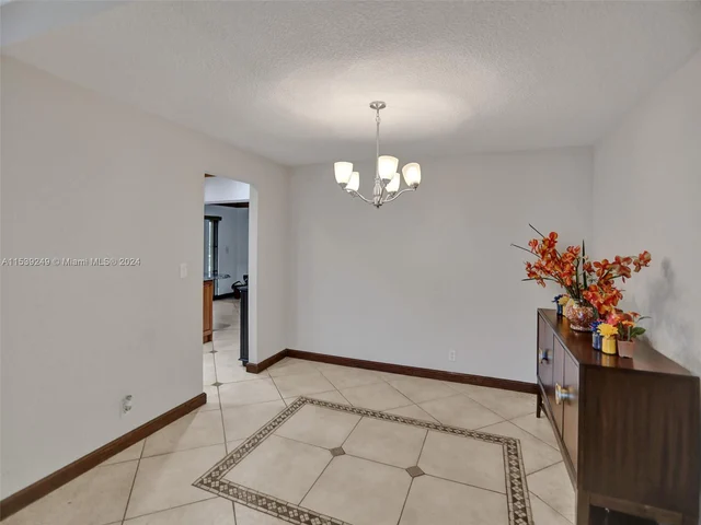 4100 NW 113th Ave, Coral Springs FL 33065