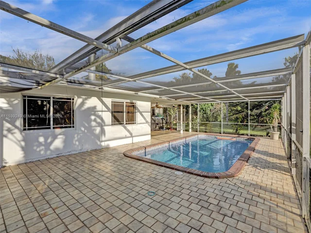 4100 NW 113th Ave, Coral Springs FL 33065