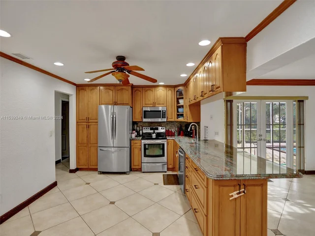 4100 NW 113th Ave, Coral Springs FL 33065