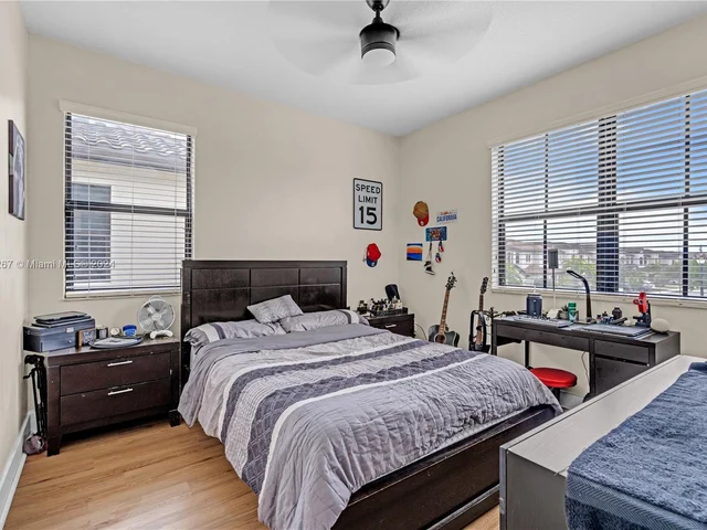 9715 W 32nd Ln, Hialeah FL 33018