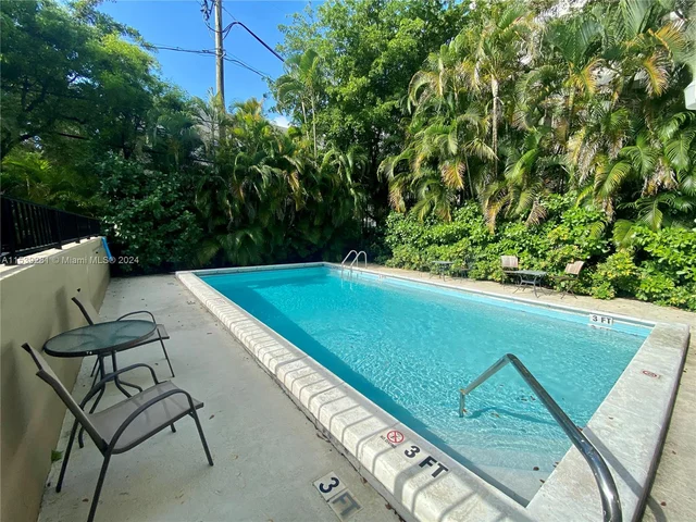 110 Salamanca Ave # 303, Coral Gables FL 33134