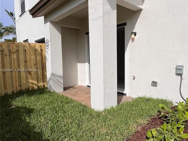 15996 SW 2nd Pl # 15996, Pembroke Pines FL 33027