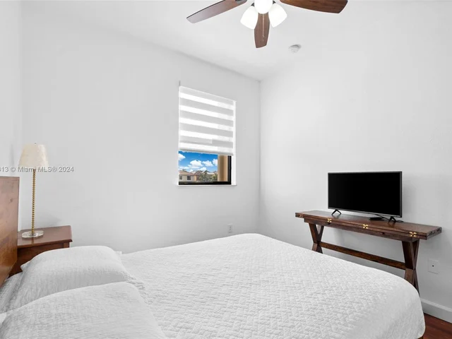 11244 SW 238th St, Homestead FL 33032