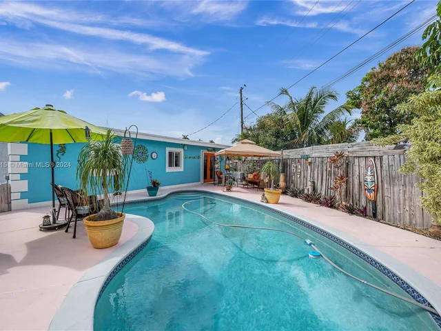 101 NE 51st St, Oakland Park FL 33334